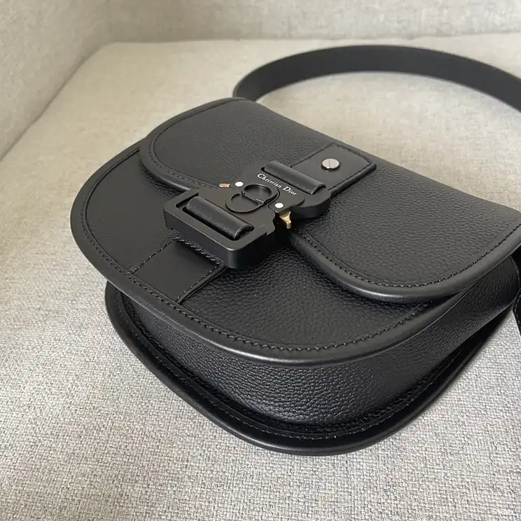 2303HT0017 Dio Bag 0618